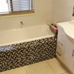 mosaic-features-in-the-bathroom